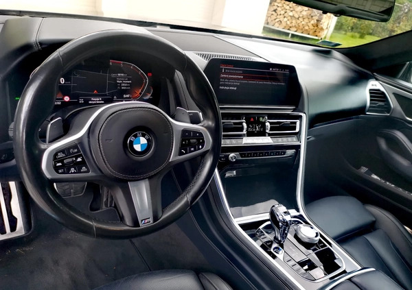 BMW Seria 8 cena 280000 przebieg: 102000, rok produkcji 2019 z Mielec małe 121